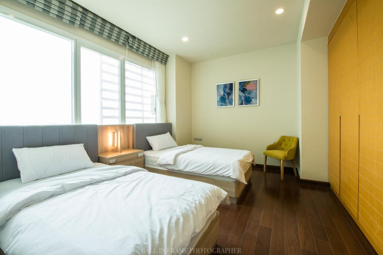 Movenpick Residences Pattaya With Ocean View Na Chom Thian Exteriör bild