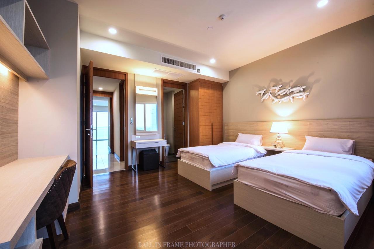 Movenpick Residences Pattaya With Ocean View Na Chom Thian Exteriör bild
